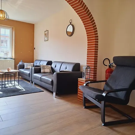 Chez Camil Ла-Рош-ан-Арден
