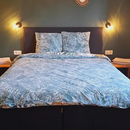 Chez Camil 라로셰안알데네